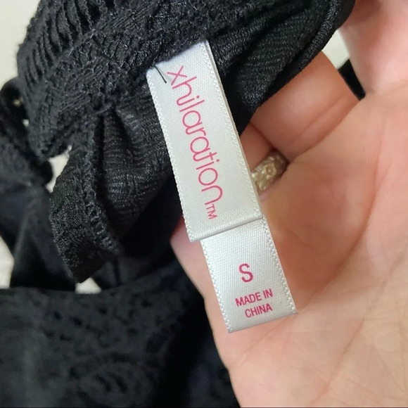 Lace Midi / Mini Dress Black Sleeveless Pleated Open Back Dress Size Small Event - Picture 12 of 13